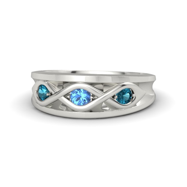 elf-eyes-and-archery:  Woman of Middle earth inspired engagement rings: Arwen, Eowyn,