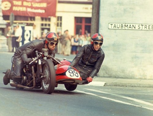 itsbrucemclaren:    Bob and Jenny Beales