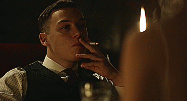 tumblr_oi8vbzyPeL1v79sbao5_r1_400.gif