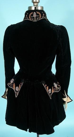 dynamitewaistcoat:Black velvet embroidered woman’s jacket, by Arnold Constable, New York, ca. 1884. 