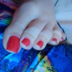 ifeetfetish:  ©🌟 @missvikafeet 🌟 #foot