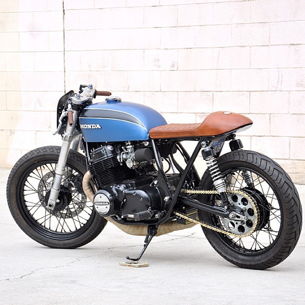 twowheelcruise:  life on a motorcycle 