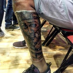 woodmeat:  woodmeat:  kingjaffejoffer:  Kevin Durant just got a huge 2pac tattoo on his leg He belongs to us now #Oakland @sleeping-giant  kevin durants feet are 27 inches longer than that   idk if im more mad at him getting a pac tat after a week in