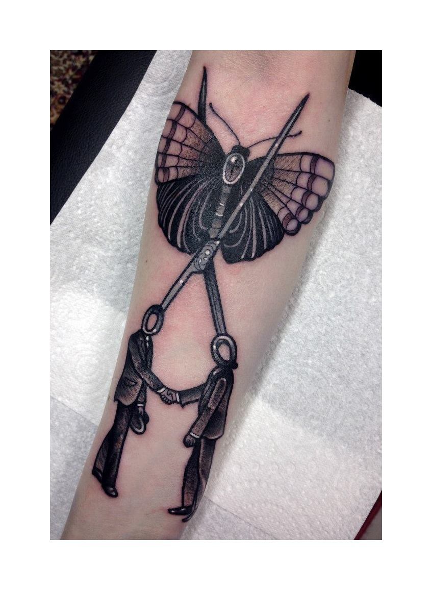 f0urw4lls:  f0urw4lls:f0urw4lls:So I got my v first tattoo today, and I am in looove