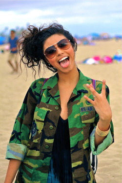 fashionpassionates:  GET THE LOOK! Get the jacket here: MILITARY CAMO JACKET Get the glasses here: GOLD AVIATOR SUNNIES 