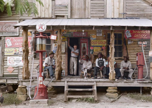 odditiesoflife:     Seeing History in Color Colorization has become increasingly popular lately, and the creators behind this new breed of updated imagery use all the technological resources of the last 20 years to strive for more than just plausibility