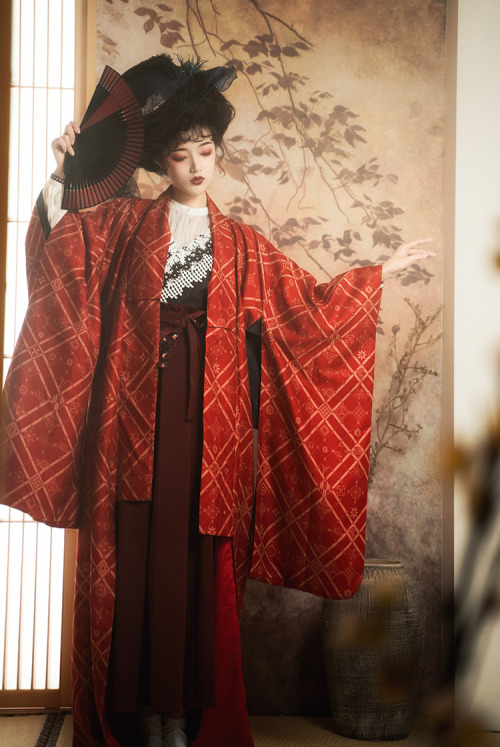 #Kimono Long #Robe, #JapanseFashion easy to match: www.fanplusfriend.com/wa-style-colle