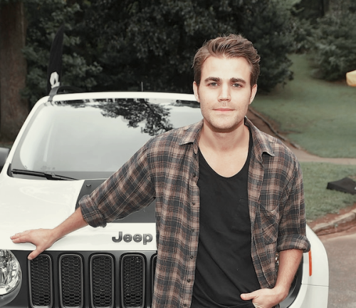 Paul Wesley - Page 2 Tumblr_ntxzd9HrNs1rr6d5po1_500