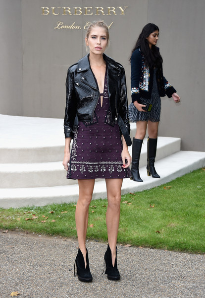 elizabethswardrobe: Elena Perminova at Burberry at London Fashion Week