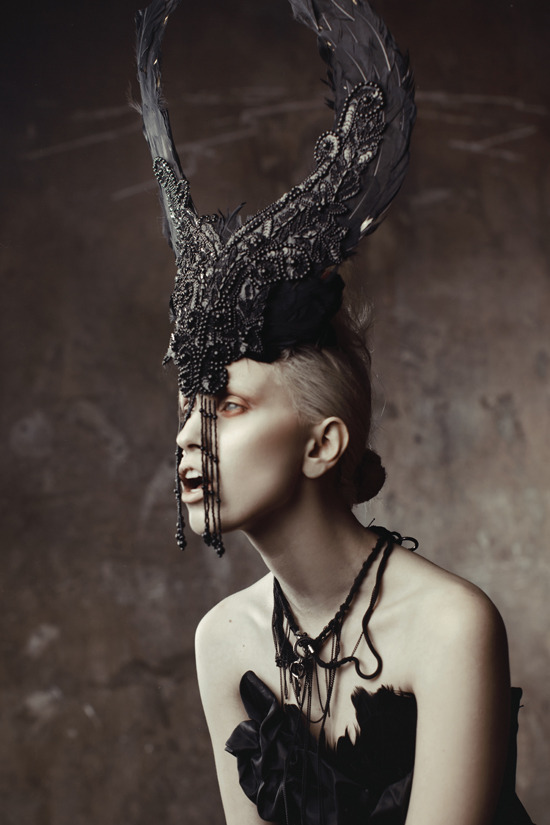 darkkaart:  Eclipse IIby Avine