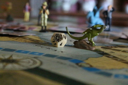 doctordachshund:  With Tumblr’s strong love of dragons, I thought I’d share this! I’m not sure how many of you know of this game, but it’s called Dragonology, and it’s based off of the book by the same name. I really like it and it’s loads