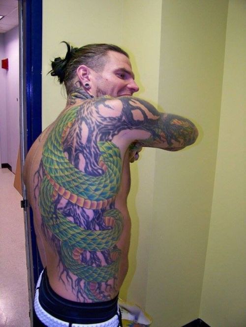 jeffhardyyyy:damn.