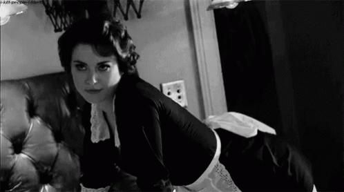 sensuality-n-randomness:  I’d rather play than clean. 😏😈