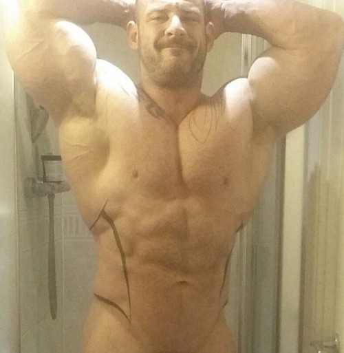 mydaddymen:  Charlie Barrett