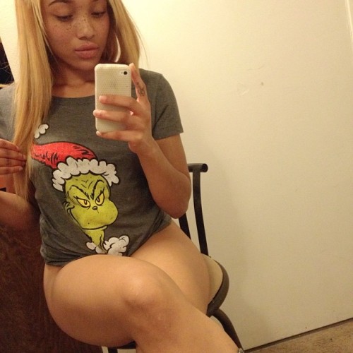 himhersexy:  My drug of choice. -Him