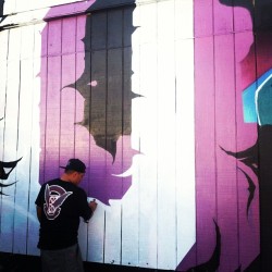 ironlaklosangeles:  @ozertheseventhletter getting busy as we speak outside on the smaller wall here at Ironlak Los Angeles #Ozer #7thletter #ironlakLA #hollywoodproper 