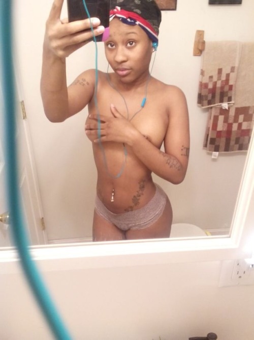 Young Hoes Gettin' Naked