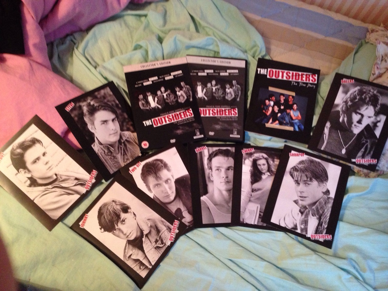 darklittleangelofmine:  I WAITED A MONTH AND IT FINALLY CAME! 