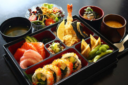 kawaii-food-is-kawaii:  Bentos - Requested