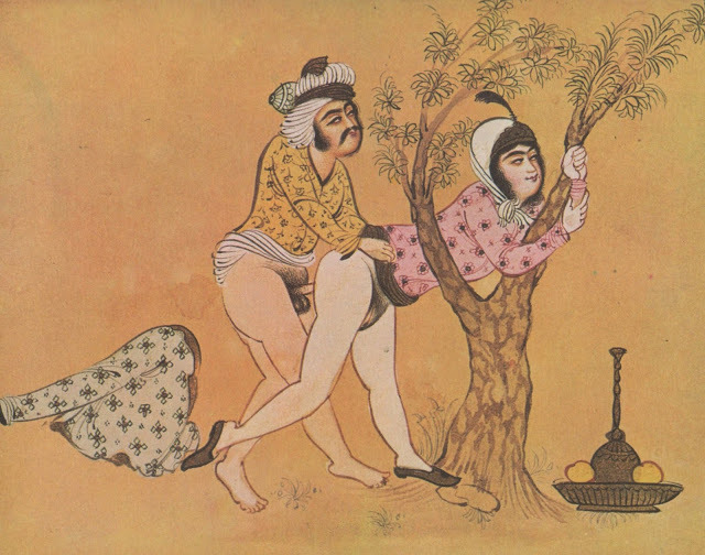 nudiarist2:  (via The Seduction of Venus: The supportive tree) 