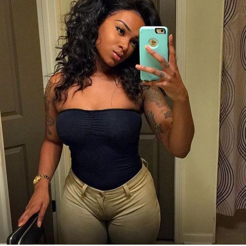 shesodamnthick:Taylor Hall