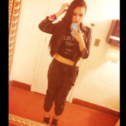 jasminevillegasoutfits:  Jasmine posted this