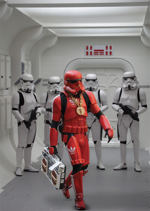 al exilio Víctor Idealmente RandallHead, Adidas' red stormtrooper is BADASS