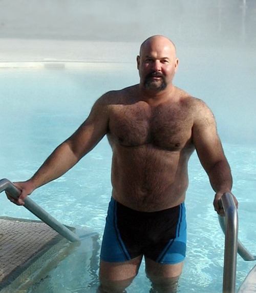 bear-tum:  989