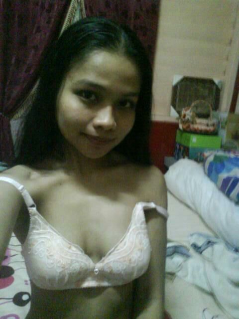 nottyhijabgirl: Hanis 02
