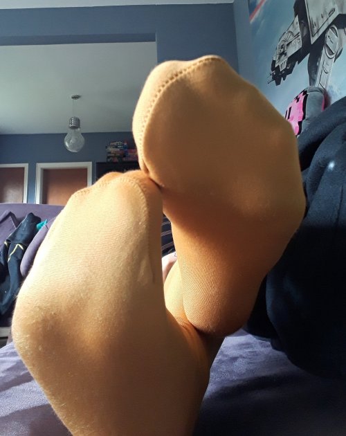 Porn photo Chilling in yellow pantyhose