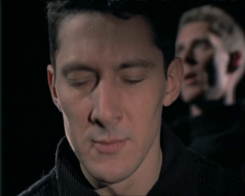 Methos screencaps * Methuselah’s GiftCut clean.This is a really short scene, but it’s really beautif