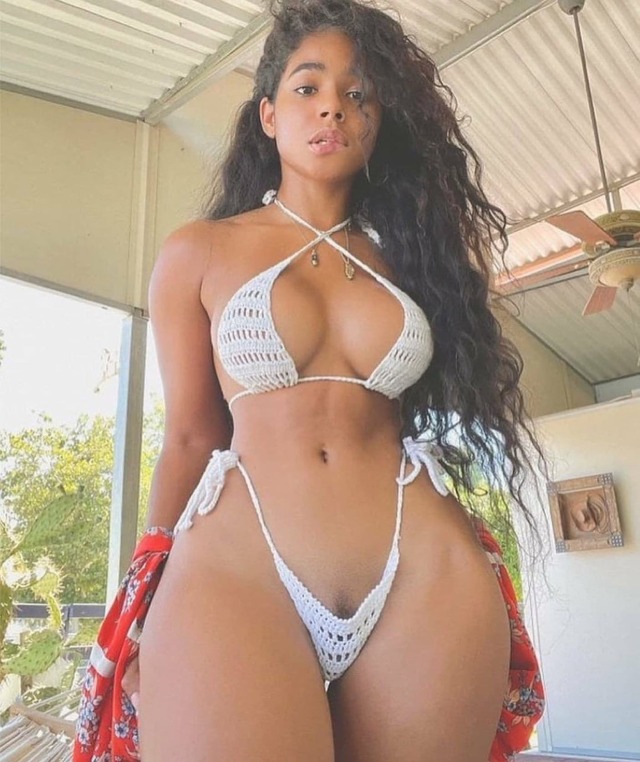 she2damnthick:Sexy self 