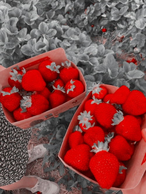 STRAWBERRYCORE !?