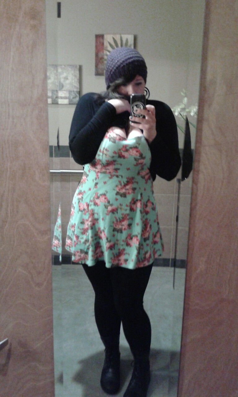 acidkittiegoddess:  ravaging-riot:  acidkittiegoddess:  Public boobies ;)♥♥♥