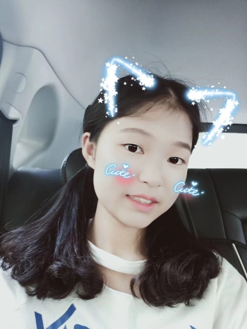 asd244210: 有人喜欢萝莉吗  本人18 在南京 线下只在南京鼓楼区 其他地方不要还有一个双胞胎姐姐 也可以1对1 口嗨勿扰 需要的联系
