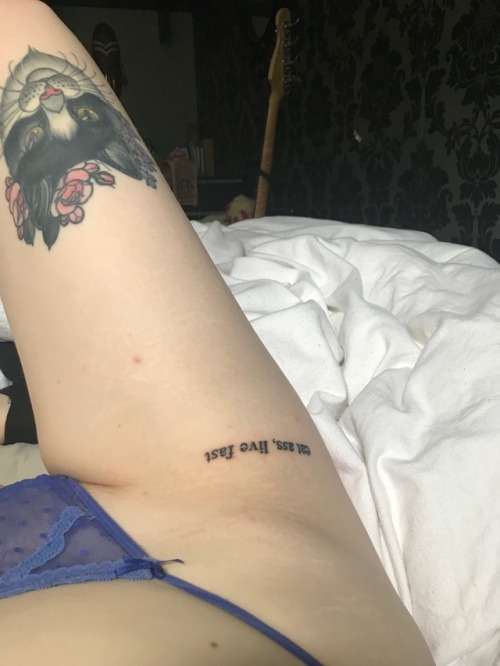 provocativelilprincess:  the least I could do is show you my new tat