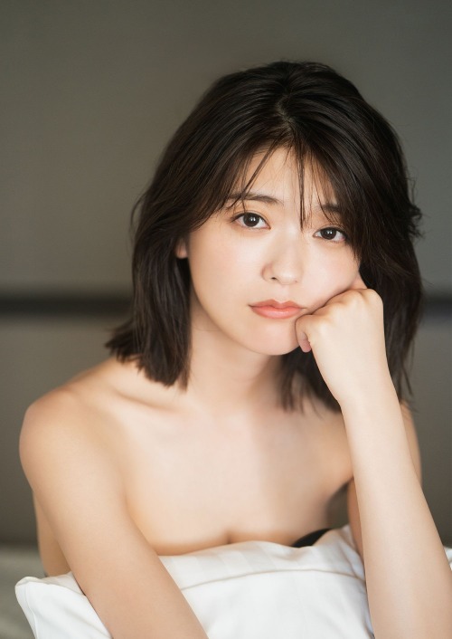 Kudo Mio 工藤美桜, YOUNG JUMP 2021.09.16 No.40 歳/Age: 22身長/Height: 165cmB? W? H?Twitter: @p_miokudo Inst