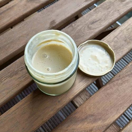 incend-ium: Homemade vegan salad cream in a repurposed jar Low waste, sustainable and delicious! • 