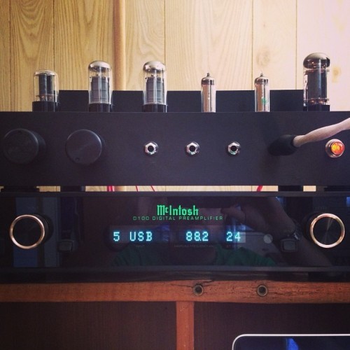 sonicsatori:  All I have to say now is, HOLY F__ Thx @aloaudio @Studiosixamp & @McIntoshlabs D100 & @Audeze LCD-X!! #headphones #headfi #ALOaudio #McIntosh #audeze #audio #personalaudio #hifi #audioporn 