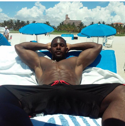 thebigsexyguy: What’s Your FetishThis MF!!The WOW FactorSexy DaddiesMy Boy BlksaiyanCock Bulge