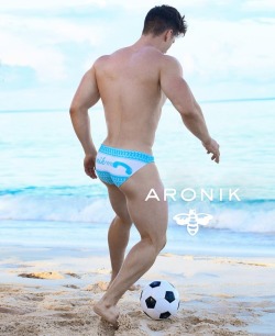 aronikswim:  Summer excitement!  The #WorldCup started! ⚽️ Aronikswim.com