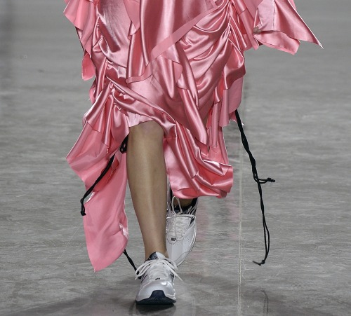 huthor:VFiles f/w 16