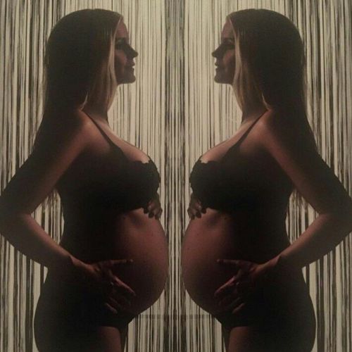 sexypregnancy:  maternityfashionlooks:  @camilla_cavold @camilla_cavold @camilla_cavold #33weeks #pr