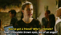 maximoffvvanda:  Ilana + adoring Abbi   What show is this?