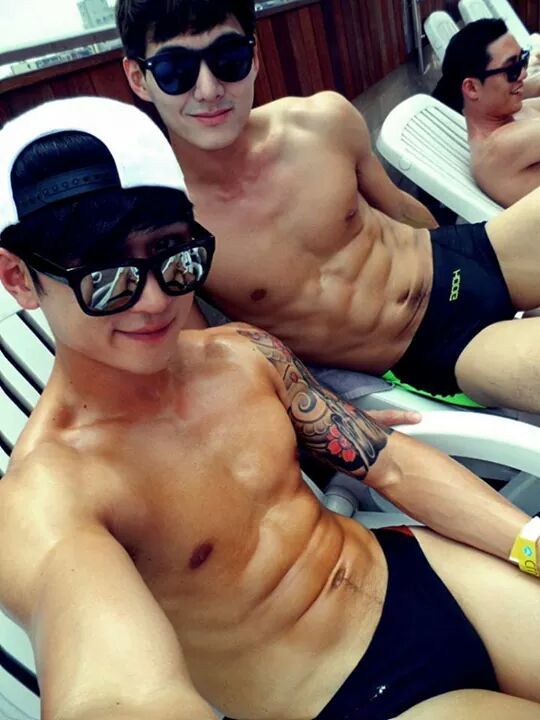 juyumyn:와 오늘 페북에서 진심 성과 쩐다. 예전에 맨 위 짤 보고