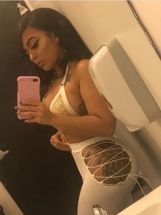 stripclublockerroom:  https://www.instagram.com/jadastarsz porn pictures