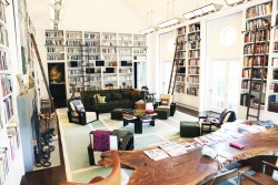 amandaonwriting:  Diane von Furstenberg’s library 