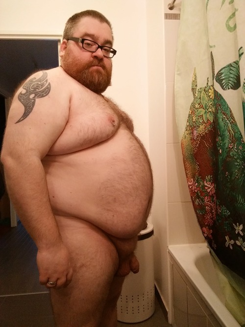 bigbearschubbydaddy: Delicious. You will find here fotos and videos of gey bears, chubby guys, daddi