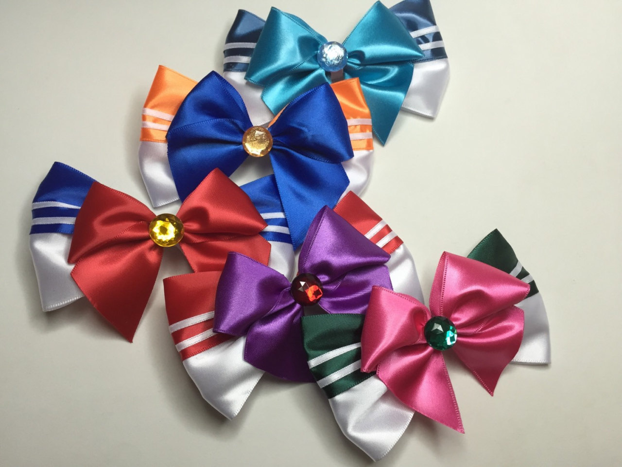 wellplayedclothingllc:  Sailor Scout Hair Bows by Dulcecalaveritas 