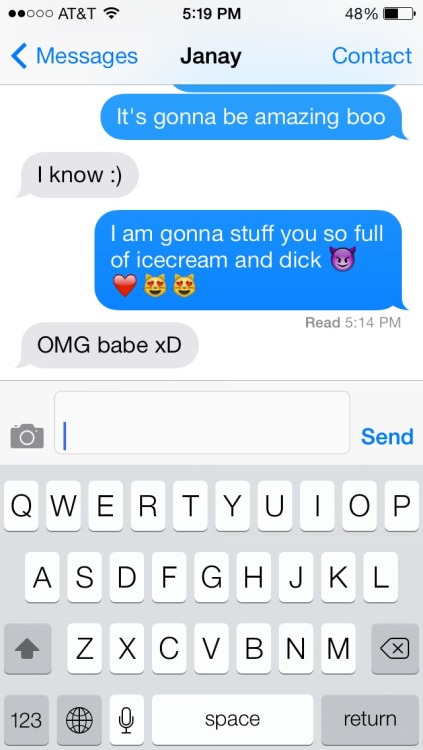 mixedsiren:  nathansummers:  I am romantic ❤️  Ladies and gentlemen my relationship summed up 😛
